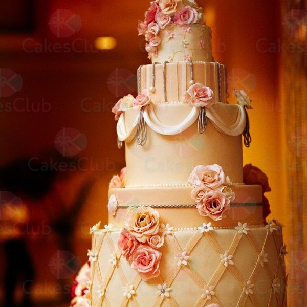 Бежевые свадебные торты - A2768