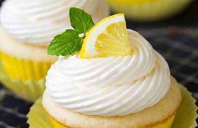 Заказать капкейки с освежающей лимонной начинкой в CakesClub - Освежающая