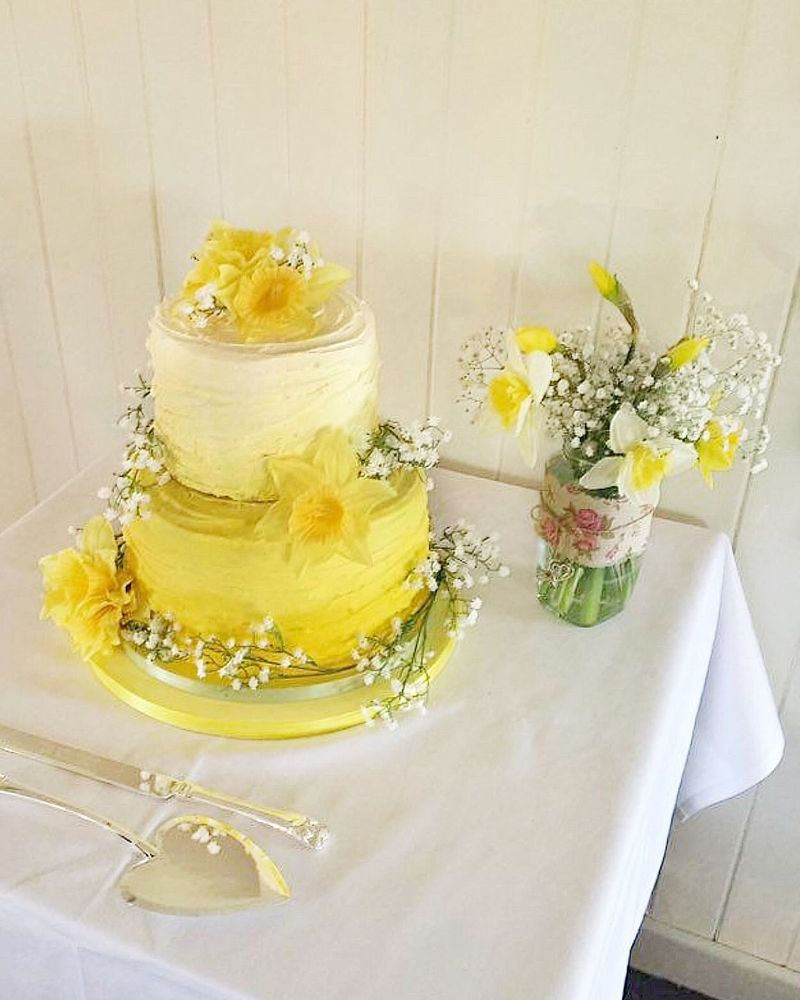 Желтые свадебные торты - a1010